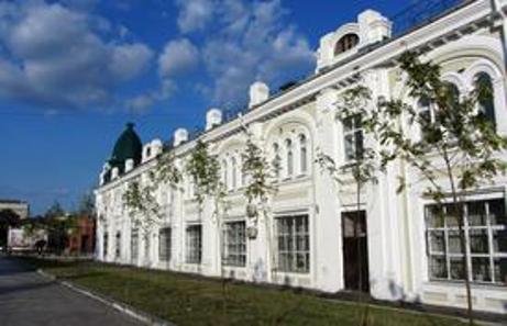   University Name: OMSK State Medical University, Omsk Oblast, Russia | Country: Russia | Course: MBBS/MD | Degree: Bachelor/Post Graduate | University Type Public Intake September Duration 6 years (Medicine) Tuition Fee Approx. 4,000-5,000 USD per year Medium English World Rank 2000 Eligibility 50% in PCB in 12th grade Country Ranking 8 Program Type Full-time Accreditations WHO, ECFMG IELTS or TOEFL Not Required Programs Offered Medicine, Dentistry, and Public Health Scholarship Available for deserving students Established 1921 Russia at a Glance Capital City Moscow Official Language Russian Religion Christianity Population 145 million (approximately) Currency Russian Ruble (RUB) Climatic Conditions Cold winters, mild summers Cost of Living Approx. 400-600 USD per month ISD code +7 About Russia: Russia is the largest country in the world, known for its rich history, cultural heritage, and excellent educational institutions. Admission Requirement and Eligibility: High school diploma with science subjects, English proficiency, and qualification in university entrance exams. Advantages of Studying in Russia: Affordable tuition fees, globally recognized degrees, English medium instruction, and state-of-the-art medical facilities. Nearest Airport (in Kms): Omsk Tsentralny Airport (approximately 8 km) Programs Offered at University: Bachelor's, Master's, and Doctorate programs in Medicine, Dentistry, Pharmacy, and Public Health. University Hostel and Accommodation: Comfortable, safe, and affordable housing options available on-campus and nearby. Curriculum: Internationally recognized curriculum focusing on theoretical and practical medical education. Listing in Directory: Accredited by WHO, ECFMG, and other international medical directories. PG Courses Offered by the University: Advanced postgraduate programs in Medicine, Healthcare, and Research. OMSK State Medical University