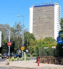 Semmelweis University,Hungary